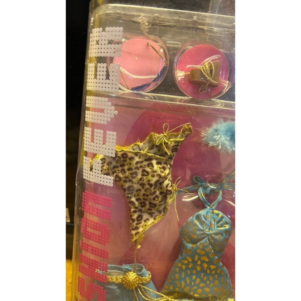 Barbie‎ Fashion Fever Rare Y2K 2005 Outfit Set Fur Animal Print Shoes Sealed - Picture 2 of 13